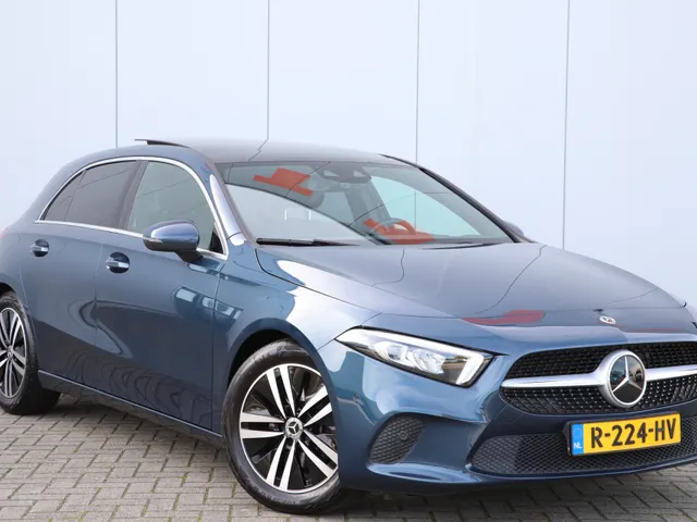 Mercedes-Benz A-Klasse 200 Luxury Line AUTOMAAT | LEER | CLIMA | PANO | NAVI