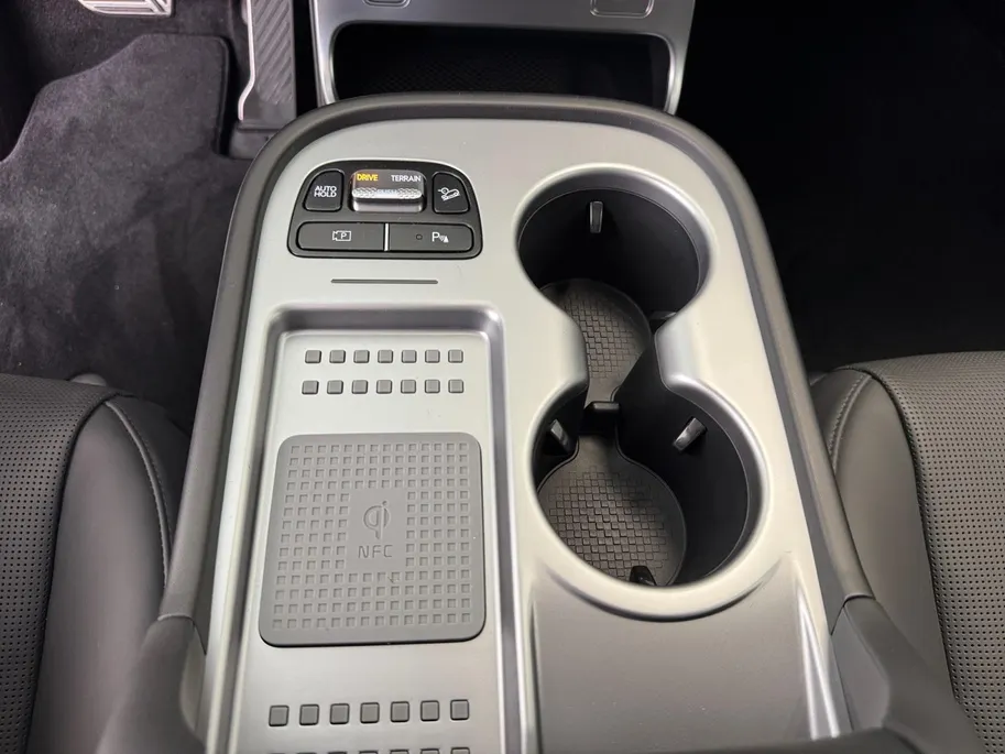 Hyundai IONIQ 9 LOUNGE | AWD | 110KWH | 7 PERSOONS |