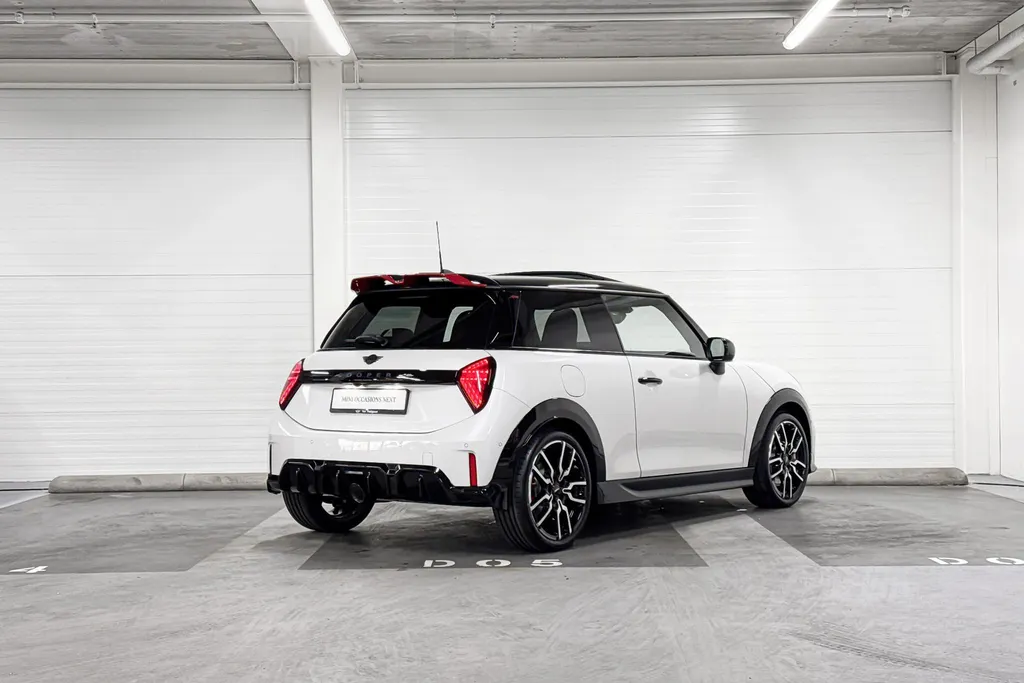 MINI Cooper 3-deurs John Cooper Works XL
