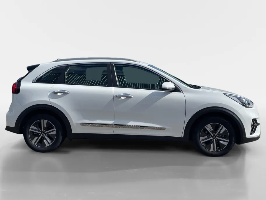 Kia Niro 1.6 GDi PHEV DynamicLine | Climate control | Adaptive cruise control | Stoel + stuur verwarming