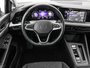 Volkswagen Golf 1.0 eTSI 110pk DSG Life Business · Camera · Keyless · Dodehoeksensor · Apple/Android Car Play · Clima · Navigatie · Garantie t/m 12-10-2026 of 60.000km