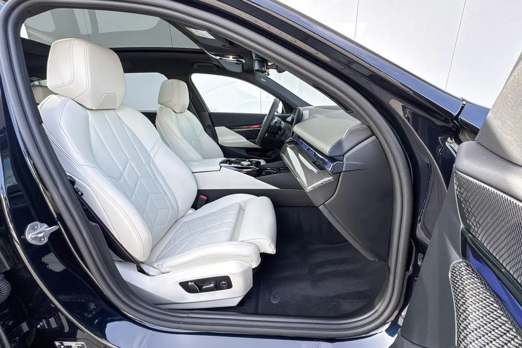 BMW 5 Serie Touring 550e xDrive
