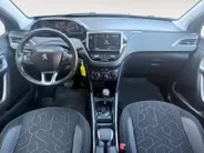 Peugeot 2008 1.2 PureTech Active | Achteruitrijcamera | Apple Carplay & Android Auto | LMV | Airco | Parkeersensoren |