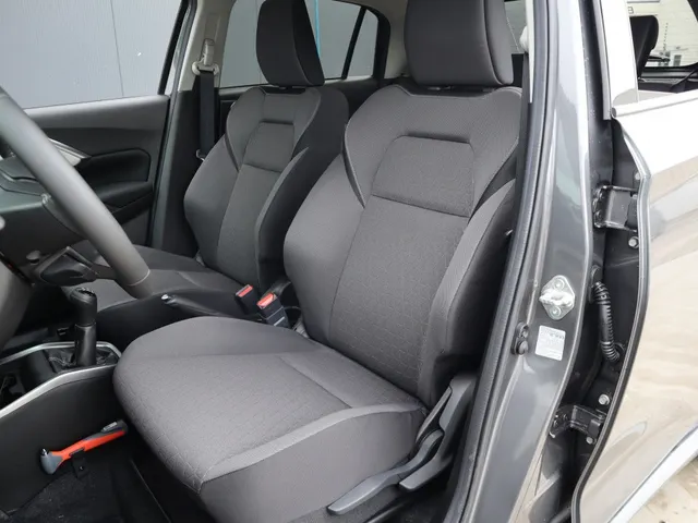 Suzuki Swift 1.2 Style Smart Hybrid