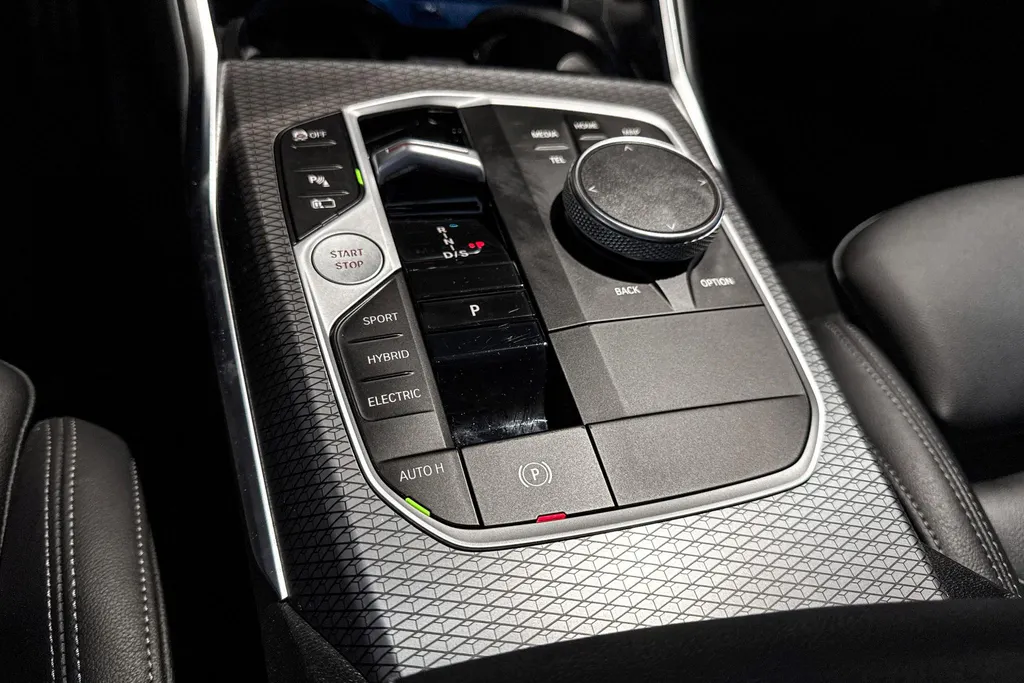 BMW 3 Serie Touring 330e xDrive