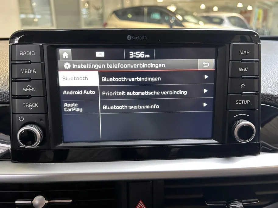 Kia Picanto 1.0 MPi DynamicLine | Apple Carplay / Android Auto | Navigatiesysteem | Cruise Control | Airco | Lichtsensor | 14' Lichtmetalen velgen | Camera Achter