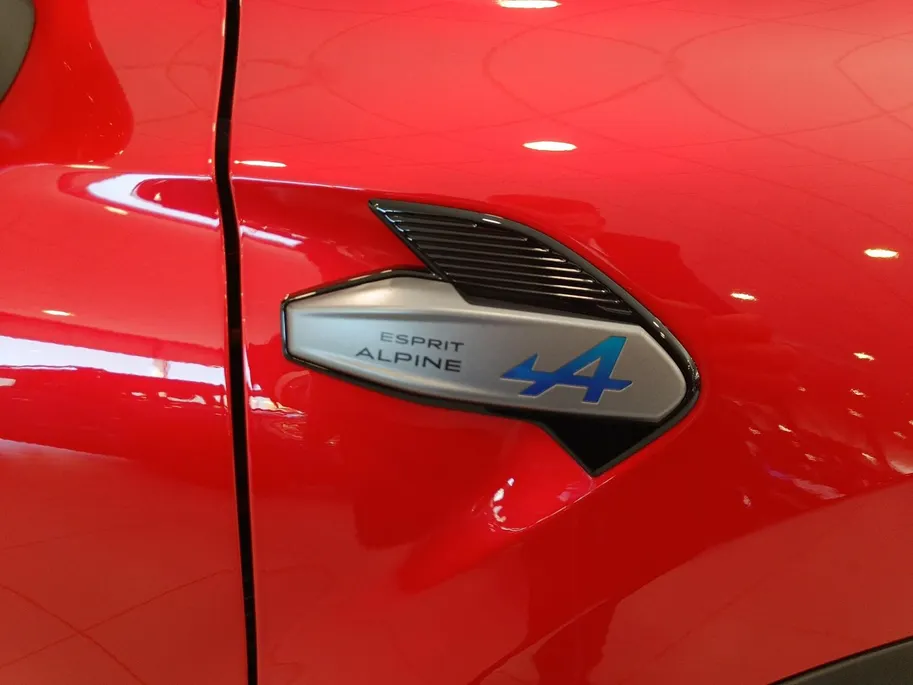 Renault Captur 1.6 E-Tech full hybrid 160 esprit Alpine | Profiteer nu van €6.400,- Zeeuw & Zeeuw voorraadkorting |Uit voorraad leverbaar op = op