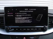 Kia Ceed Sportswagon 1.5 T-GDi DynamicPlusLine | Stoel- & stuurverwarming | Camera | Clima | Cruise adapt. | LED | Navi | Elek. achterklep | 16' LM |