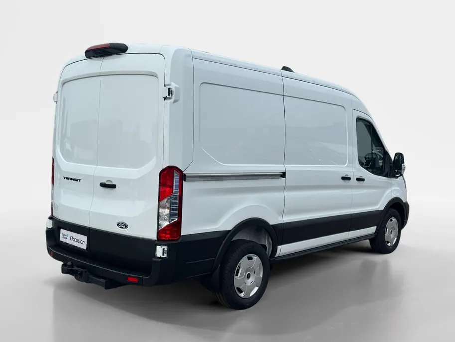 Ford Transit 350 2.0 TDCI L2H2 Trend 130 pk FWD | BPM-VRIJ | Achteruitrijcamera | Trekhaak | Verwarmde bestuurdersstoel en bijrijdersbank | Cruise Control