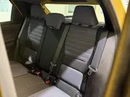 Renault 5 Comfort Range Techno 52 kWh Automaat | SoH 99% | 1e eigenaar | Navi | Camera | Parkeersensoren | Apple CarPlay/Android Auto | Adaptive Cruise Control | Licht & Regen Sensor | Lichtmetalen Velgen | Full LED |
