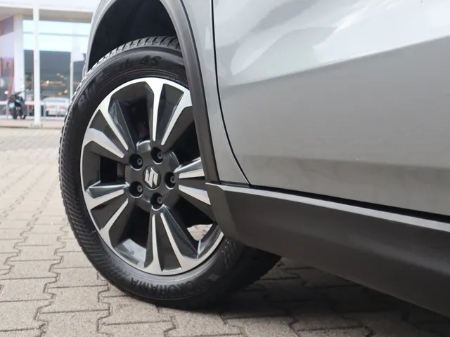 Suzuki Vitara 1.4 BoosterJet Style Hybrid AdaptiveCruise | Leder | Carplay