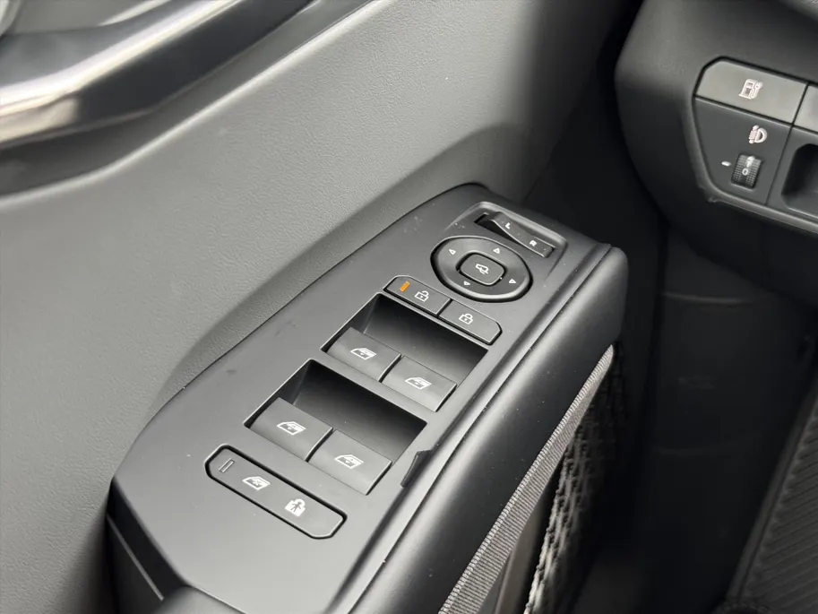 Kia EV9 99,8kWh 204pk RWD Air I Nieuw te bestellen I