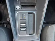 Ford Transit Connect 1.5 EcoBoost PHEV L2 Limited | NL auto | Adapt. Cruise control | Trekhaak | Parkeersensoren voor en achter | Achteruitrijcamera | Navigatie | Apple carplay & Android auto | BLIS | Voorruitverwarming | 17' inch lichtmetalen velgen |