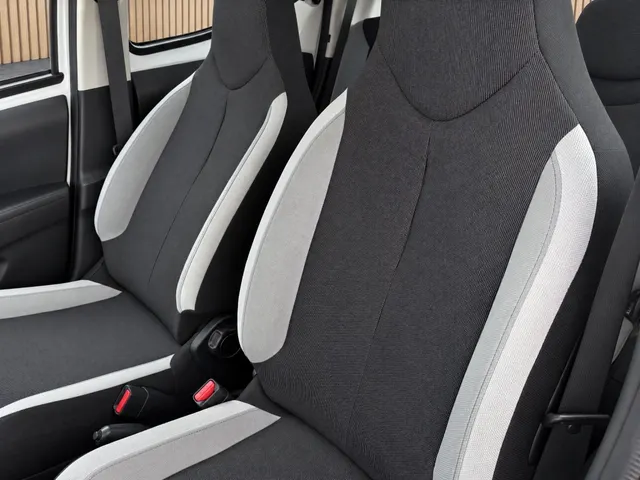 Toyota Aygo 1.0 VVT-i x-play | Automaat | Camera