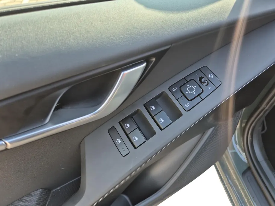 Kia Niro 1.6 GDi Hybrid DynamicLine | Airco | Navi | Camera | Cruise Control | DEMO |