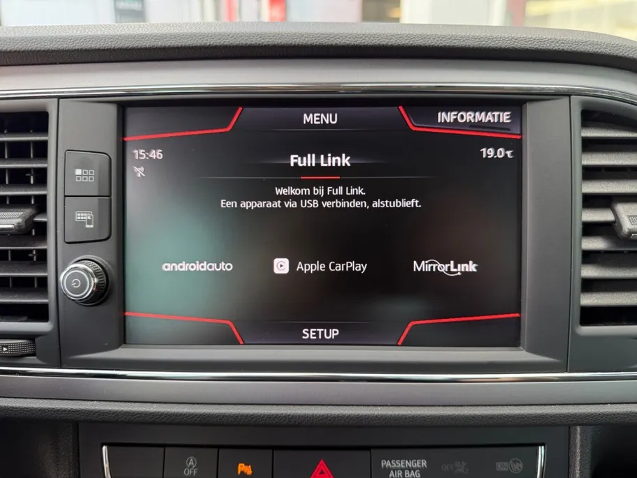 SEAT Leon ST 1.0 EcoTSI Style | Cruise control | Navigatie |