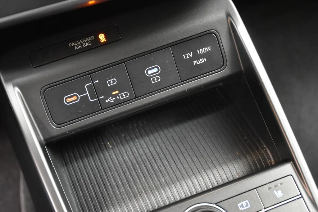 Hyundai Kona 1.6 Hybride DCT Comfort Smart | Navi + Camera
