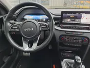 Kia Ceed Sportswagon 1.0 T-GDi ExecutiveLine Navigatie GROOT scherm | Camera | Cruise | Panorama schuif/kanteldak | Dode hoek | Apple Carplay/Android Auto | Stoel/stuur verwarming | JBL | Elektr. achterklep