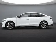 Volkswagen ID.7 Pro Business 286pk 77 kWh · SOH 97,2% · 360 Camera · Head-Up · Alarm · Elek. Trekhaak · Keyless · Elek. Voorstoelen · 20'' Inch · Gratis onderhoud & APK t/m 30-01-2030 · EXTRA INRUILKORTING ·