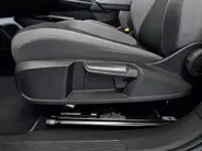 Volkswagen ID.4 Pro Business Advantage 77 kWh 204pk · SOH 97% · Panoramadak · Camera · Stuur- & Stoelverwarming · Warmtepomp · Matrix LED ·