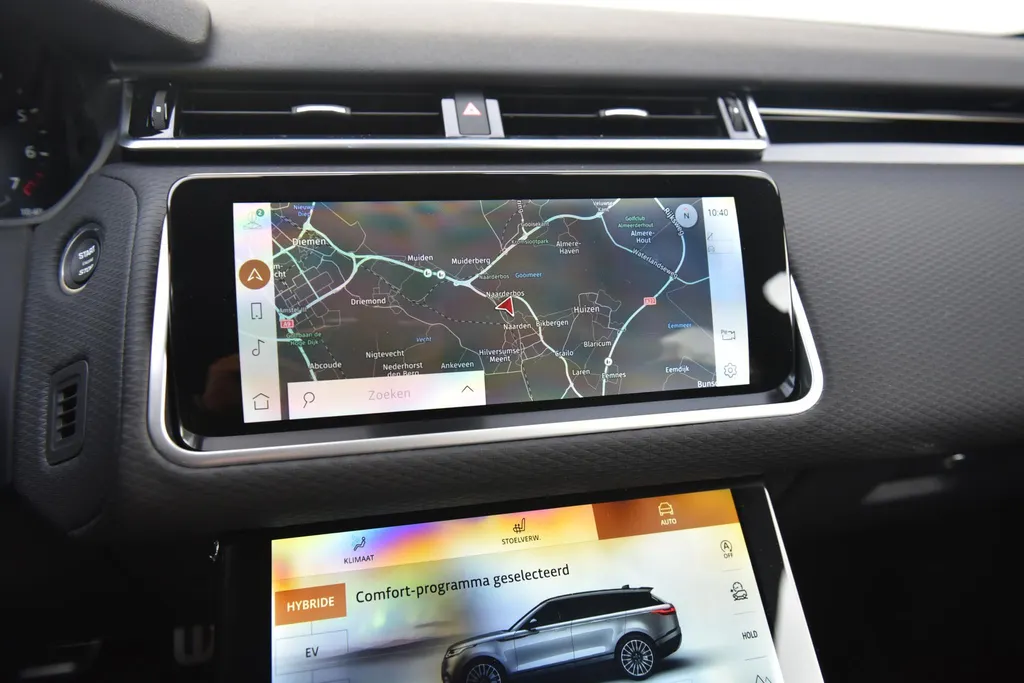 Land Rover Range Rover Velar P400e R-Dynamic SE