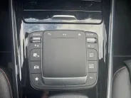 Mercedes-Benz GLA 180 Business Solution AMG *Automaat*Navi+Camera*Trekhaak*Stoelverwarming*Elekt. Achterklep.*1ste Eigenaar!