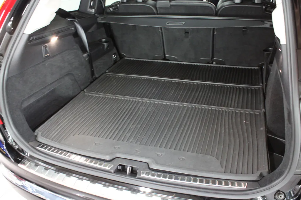 Volvo XC90 2.0 T8 Twin Engine AWD Inscription Intro Edition 7 Persoons / Pano. / H&K | ACC / HUD / 360° Camera / Stoel + Stuurverwarming /