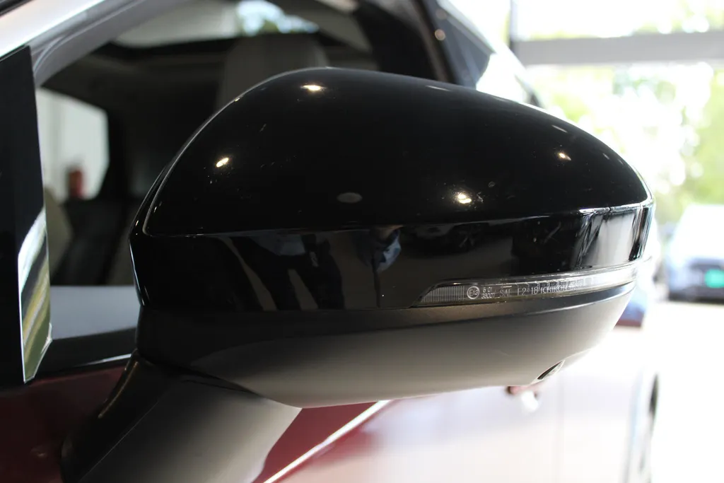 Nissan ARIYA Evolve 66 kWh | 20 inch wielen | Ceramic coating |22 kW ingebouwde lader | Electrische stoel en stuur verstelling | Navigatie | Stoel geheugen | shuif/kanteldak | Stoel verwarming en verkoeling | Zeer mooie auto |