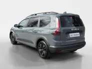 Dacia Jogger 155PK Hybrid Expression 7p. Automaat | DEMO | 7 Zitplaatsen | Camera | Parkeersensoren | Apple CarPlay/Android Auto | Cruise Control | Climate Control | Digital Cockpit | Armsteun | Licht & Regen Sensor |