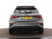 Audi A3 Sportback 40 TFSIe 204PK S-tronic S Line · Panoramadak · Camera · Apple/Android Car Play · Navigatie · Park Assist · P-Sensoren · 18'' Inch ·