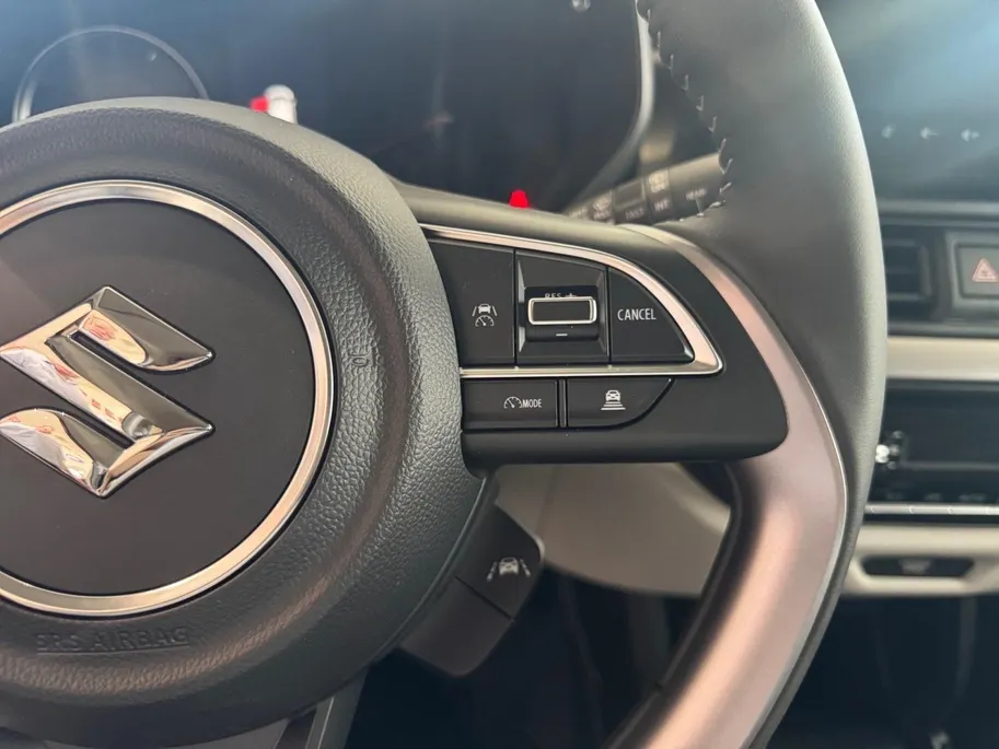 Suzuki Swift 1.2 Style | Meerdere kleuren leverbaar* | Navigatie | Adaptieve cruise control | Dodehoek detectie | Nieuw te bestellen