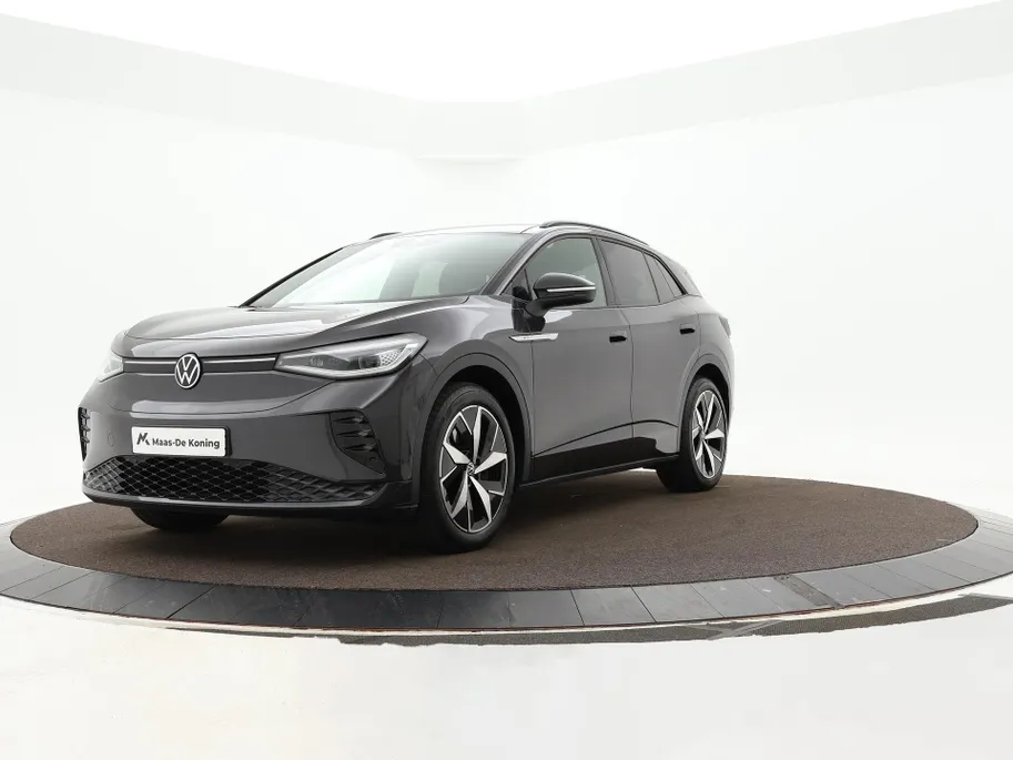 Volkswagen ID.4 GTX 299pk 4Motion 77 kWh · SOH 92,3% · Panoramadak · Apple/Android Car Play · Stuurwiel Verwarming · Navigatie · P-Sensoren · 20'' Inch ·