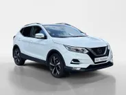 Nissan QASHQAI 1.3 DIG-T Tekna | Elektrische bestuurderstoel | Garantie t/m 2029 | Trekhaak | 360 graden camera | Automaat