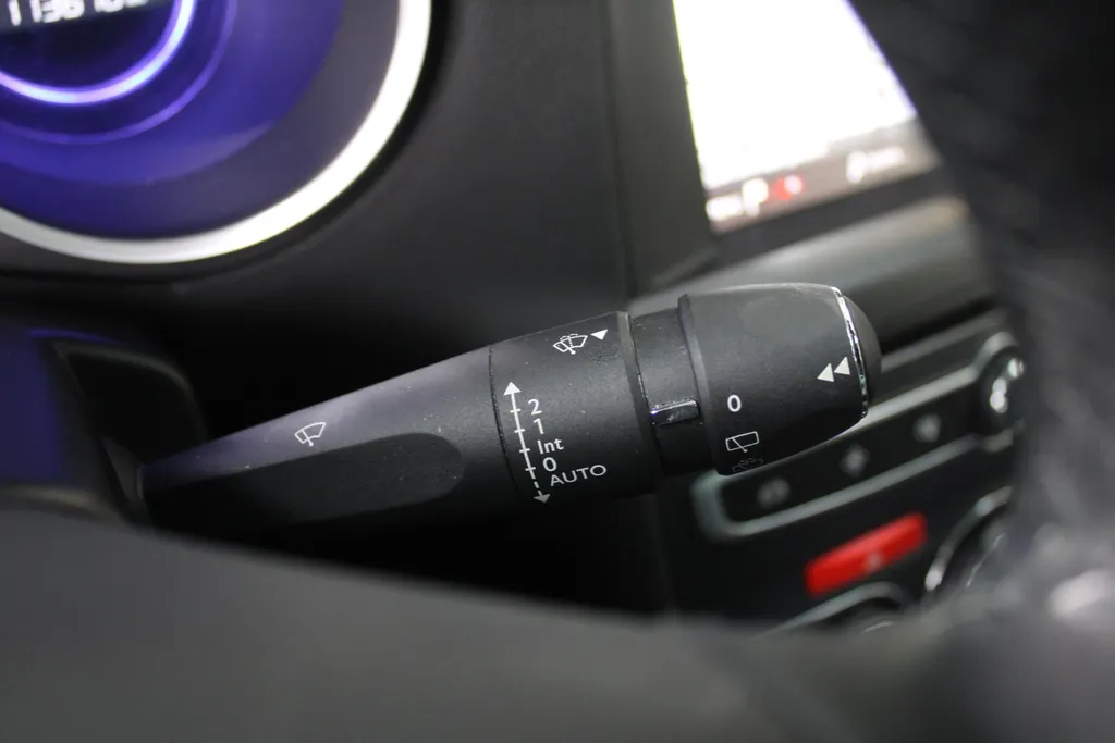 DS DS 4 Crossback 1.6 THP Chic | 17' LM | Trekhaak | PDC | Camera | Cruise |
