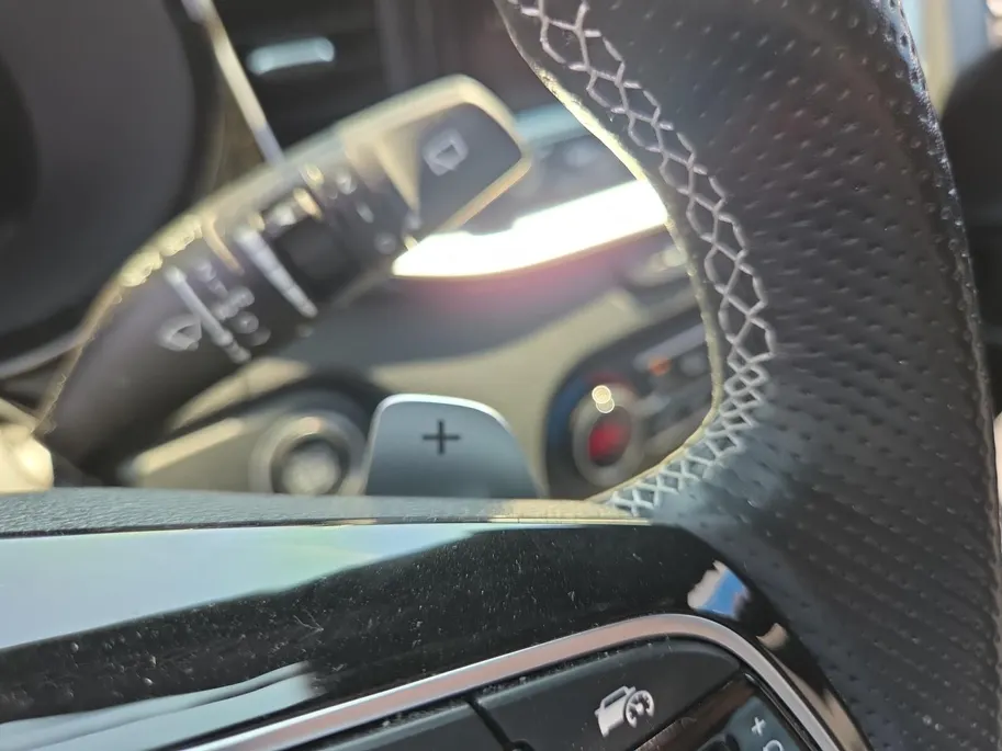 Kia Ceed 1.5 T-GDi GT-PlusLine Automaat | 140 PK | Schuif-kanteldak | JBL | Elektr. verstelbare bestuurdersstoel met geheugenfunctie |  18' lichtmetalen velgen | Dodehoek detectie  | Metallic lak | Fabrieksgarantie t/m 8-4-2032 + 3x 1 jaar*  | NAP