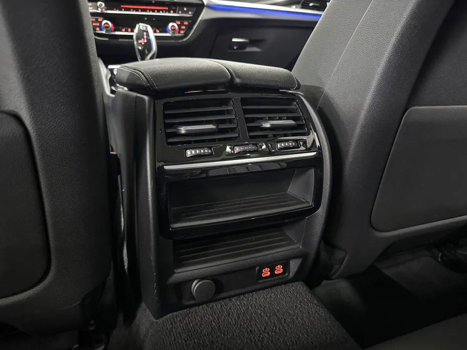 BMW 5 Serie Sedan 530e iPerformance High Executive