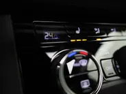Škoda Karoq 1.5 TSI 150PK ACT Sportline DSG · Panoramadak · CANTON Audio · 360°Camera + Parkeersensoren · Navigatie · Garantie t/m 27-02-2030 of 100000km · EXTRA INRUILKORTING ·