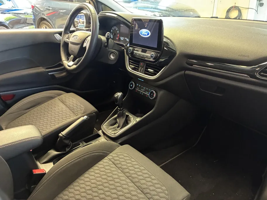 Ford Fiesta 1.0 EcoBoost Hybrid 125 pk Titanium 5-deurs Apple Carplay/ Android Auto - Winter Pack