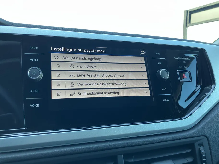 Volkswagen Polo 1.0TSI/95PK Goal · Stoelverwarming · Navigatie · Apple/Android Car Play · Parkeersensoren · Garantie t/m 04-06-2027