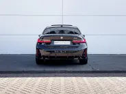 BMW 3 Serie Sedan 318i M-Sport