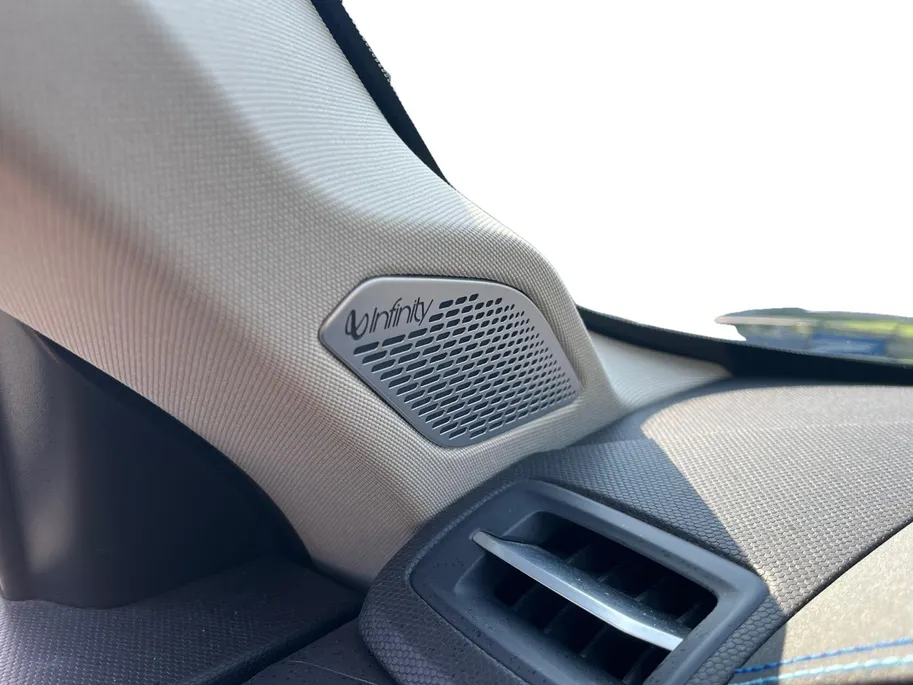 Lynk & Co 01 1.5 PHEV autom. 260pk Panodak | LED | 20' | CarPlay | Stoelverwarming | etc.