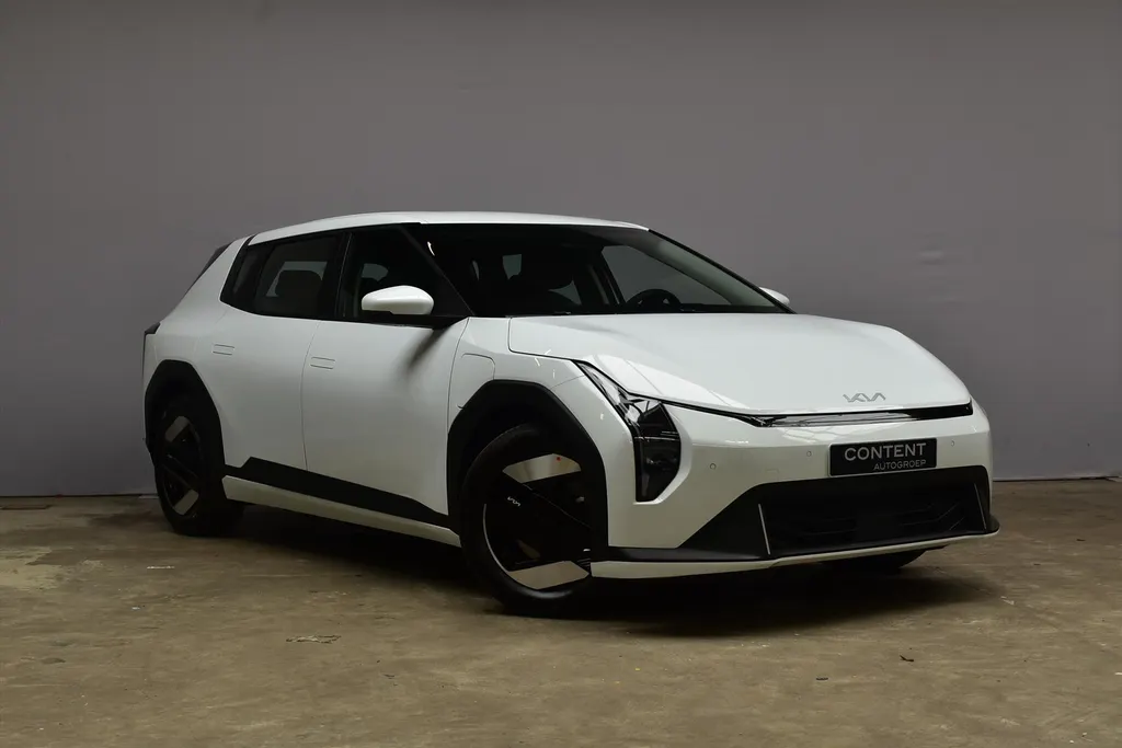 Kia EV4 81,4 kWh 204PK Air