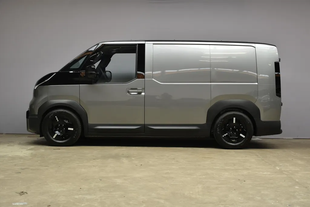 Kia PV5 Cargo 71,2 kWh 163pk L2H1 ELITE NIEUW