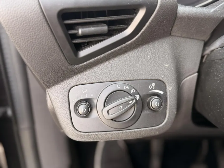 Ford Kuga 1.5 EcoBoost Titanium TREKHAAK I VOORRUITVERWARMING I ACHTERUITRIJCAMERA I CRUISE CONTROL I APPLE CARPLAY / ANDROID AUTO I