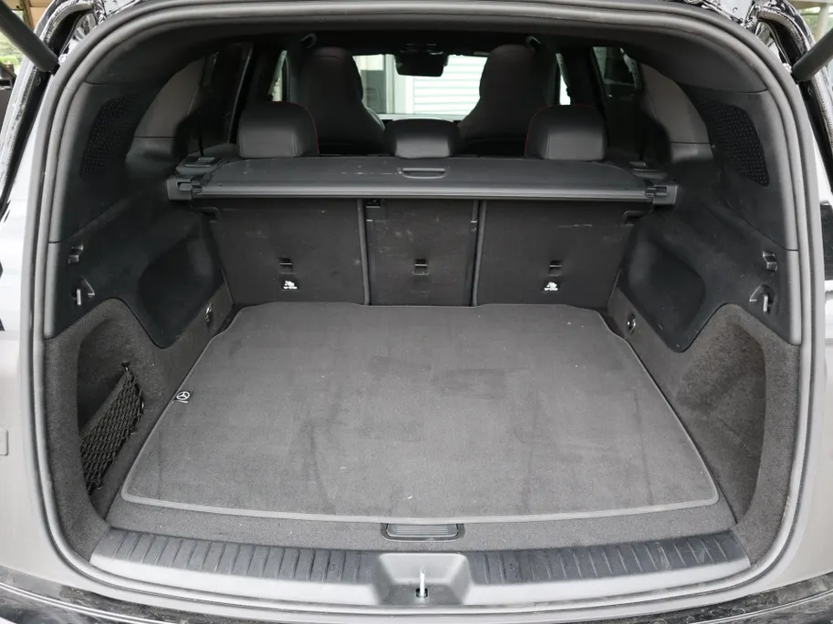 Mercedes-Benz GLB 250+ Business Solution AMG 85.5 kWh l Trekhaak l Keyless l Panoramadak