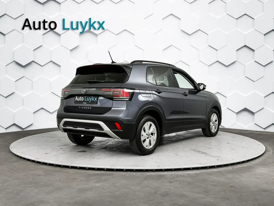 Volkswagen T-Cross 1.0 Life Edition DSG Automaat | Adaptieve Cruise Control | Climate Control | Parkeersensoren voor + achter