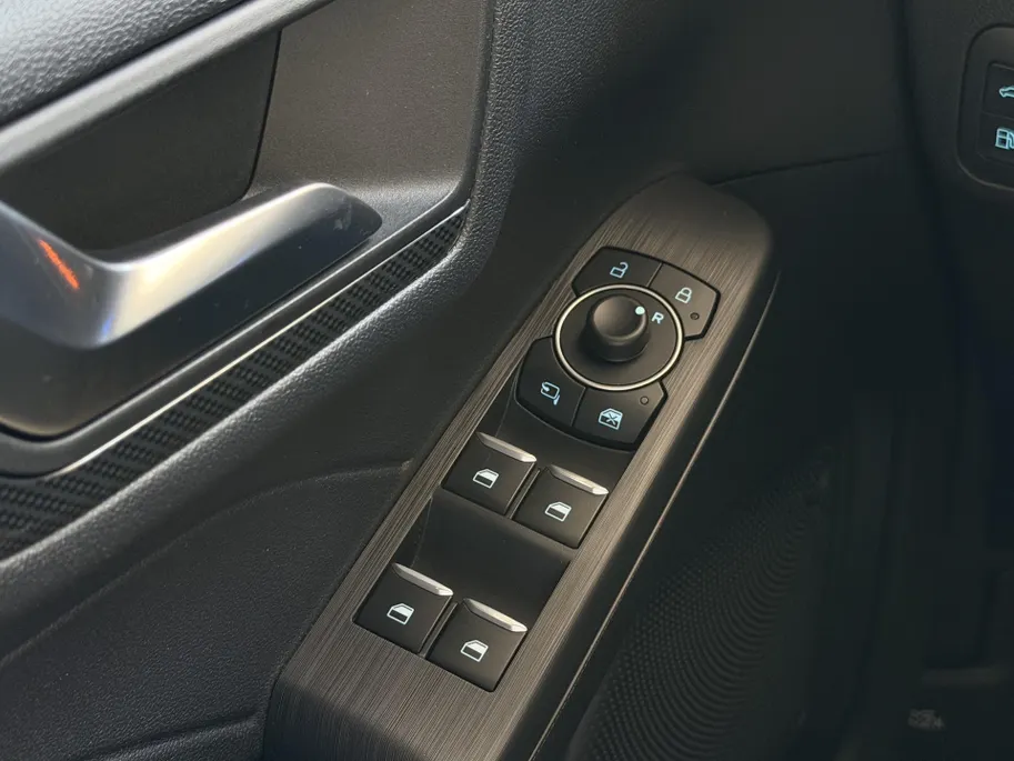 Ford Kuga 2.5 PHEV ST-Line X DRIVER ASSISTANCE PACK I WINTER PACK I TREKHAAK I APPLE CARPLAY / ANDROID AUTO I