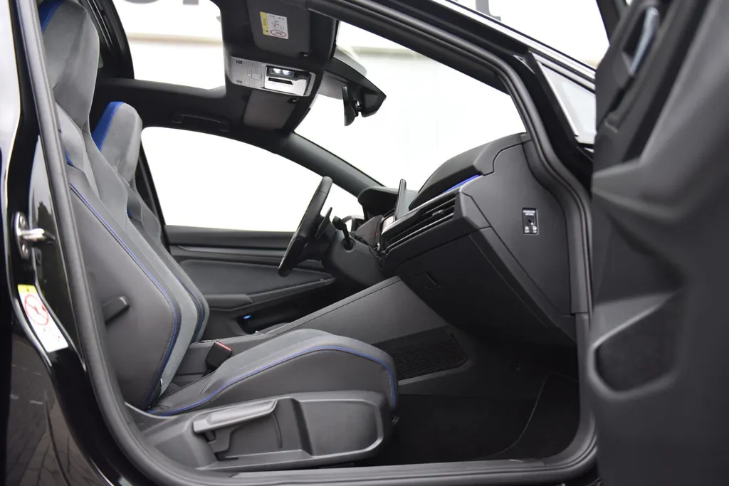 Volkswagen Golf 2.0 TSI R 4MOTION