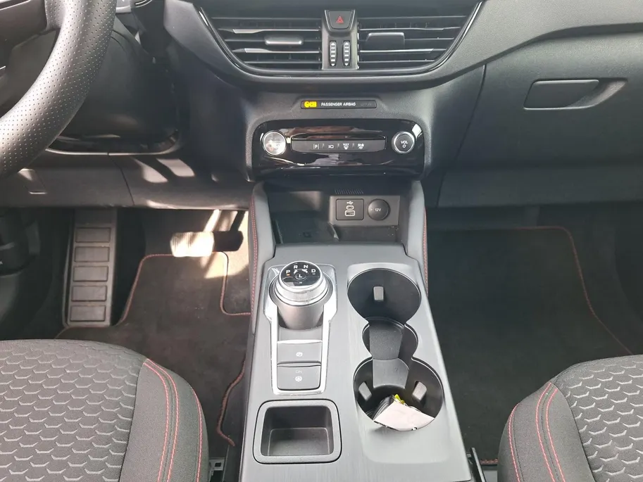 Ford Kuga 2.5 PHEV ST-Line | Winterpack | Driver assistance pack | NL auto