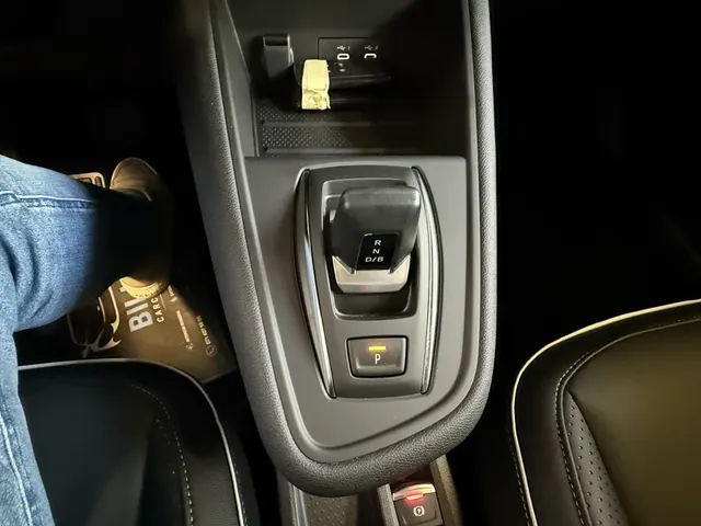 Mitsubishi Grandis 1.8 HEV Instyle